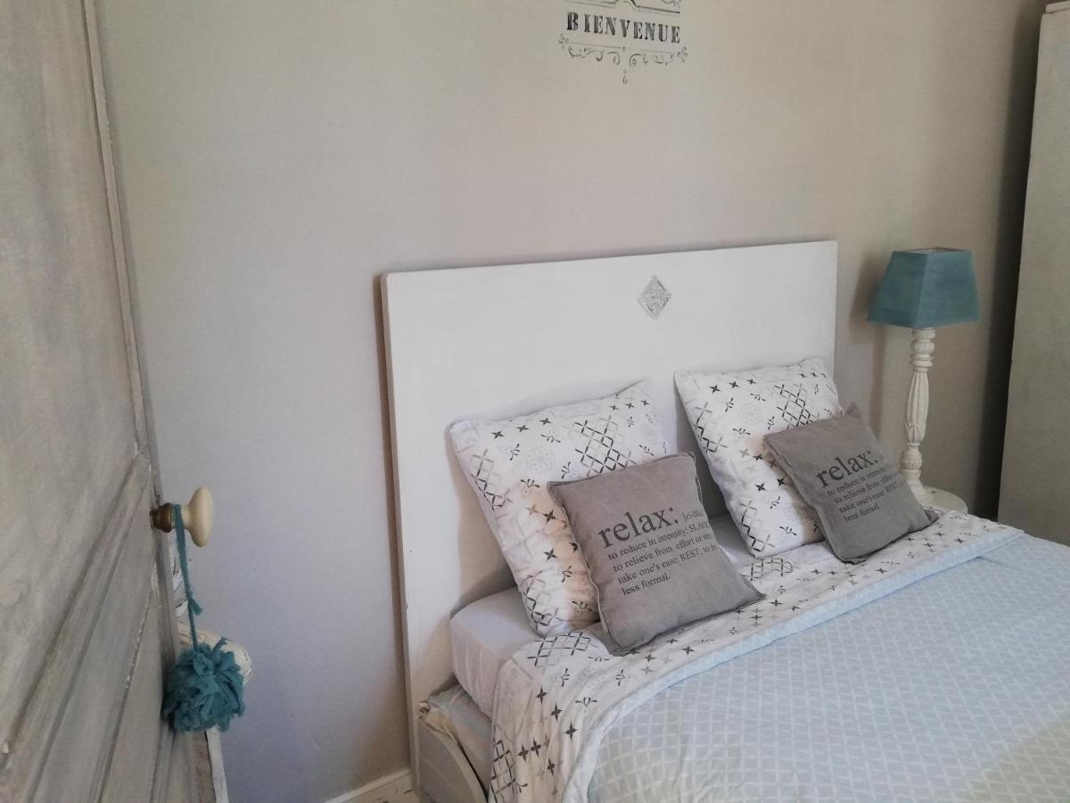 Chambre D'Hote Equestre Au Petit Bonheur Chateldon Экстерьер фото